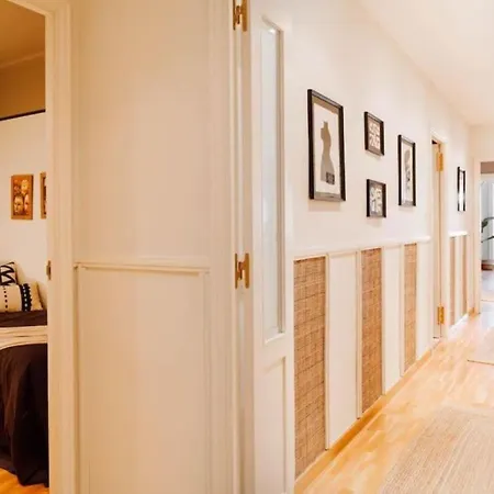 Apartment Yulu - 3 Bedrooms And Balcony In Eixample Dreta Barcelona